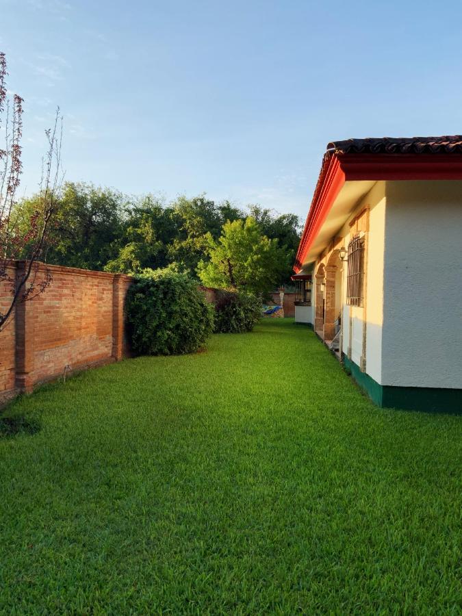 Finca los Rosales Parras de la Fuente Exterior foto